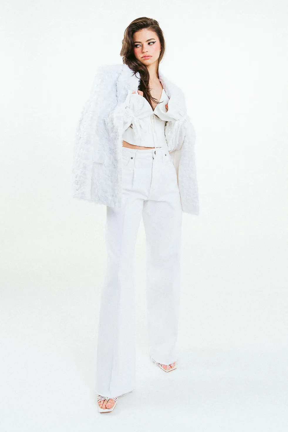 'AMINA' 3D Bouclé Sequined Oersized White Blazer