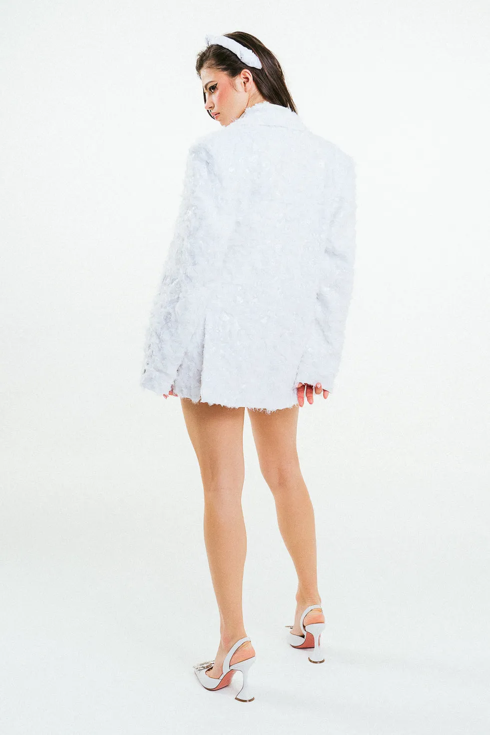 'AMINA' 3D Bouclé Sequined Oersized White Blazer